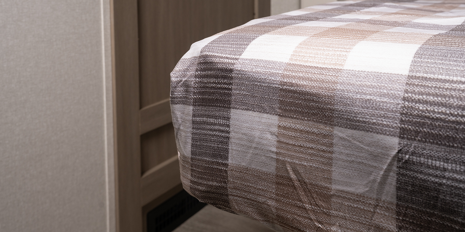 Eagle HT Travel Trailer 8" thick mattress